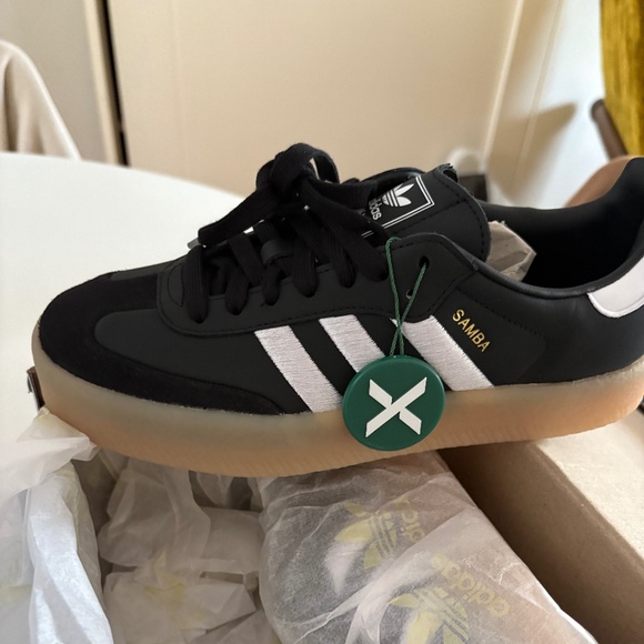 adidas Shoes - Bnwt Sambaes women’s 7